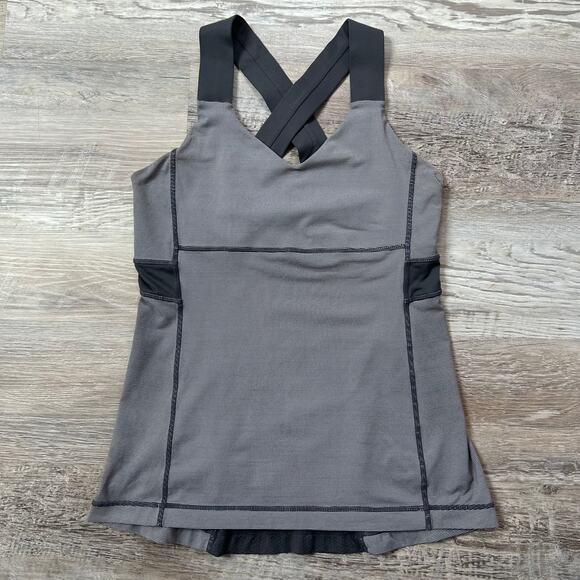Lululemon Gray Stripe Crossback Athletic Tank Top Built-in Bra Size 6 - Picture 1 of 6